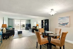 7625 Sun Island Dr S, South Pasadena, FL 33707 - Photo 11