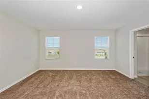 31725 Oyster Trellis Ln, Wesley Chapel, FL 33545 - Photo 5