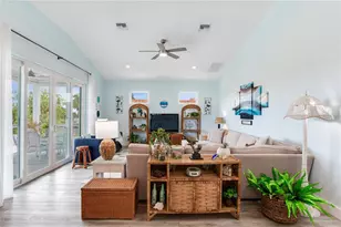 15808 Redington Dr, Redington Beach, FL 33708 - Photo 17