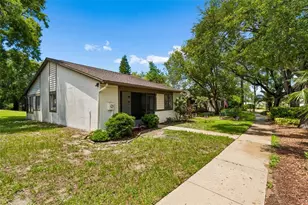 2945 Grove Wood Blvd, Palm Harbor, FL 34683 - Photo 3