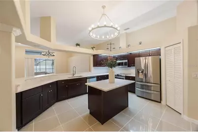 18413 Eastwyck Drive, Tampa, FL 33647 - Photo 5