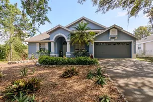 901 Westwinds Blvd, Tarpon Springs, FL 34689 - Photo 1