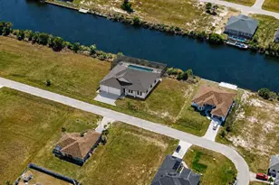2734 NW 10th St, Cape Coral, FL 33993 - Photo 9