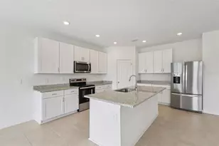 73 Wandering Crk Wy, Palm Coast, FL 32164 - Photo 3