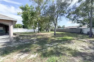 8414 Bay Dr, Spring Hill, FL 34606 - Photo 9