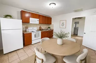 2610 Durham St, Tampa, FL 33605 - Photo 3
