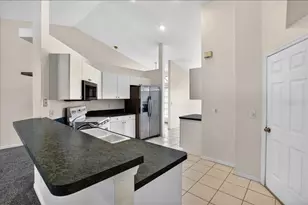 7122 87th Ln E, Palmetto, FL 34221 - Photo 9