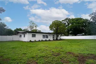 7811 47th St N, Pinellas Park, FL 33781 - Photo 37