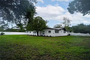 7811 47th St N, Pinellas Park, FL 33781 - Photo 37
