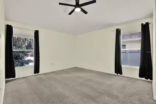 805 Straw Lake Dr, Brandon, FL 33510 - Photo 17