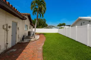 1200 80th St S, Saint Petersburg, FL 33707 - Photo 79