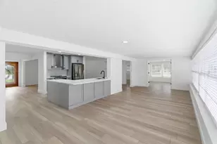 1200 80th St S, Saint Petersburg, FL 33707 - Photo 31