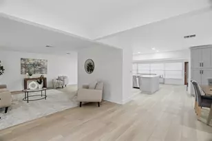 1200 80th St S, Saint Petersburg, FL 33707 - Photo 5