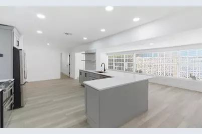 1200 80th St S, Saint Petersburg, FL 33707 - Photo 19