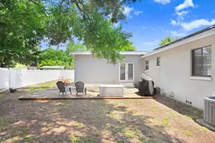 4415 W Bay Villa Ave, Tampa, FL 33611 - Photo 21