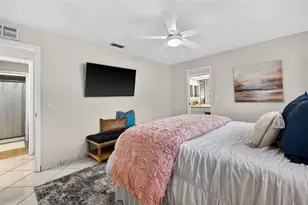 1700 Glen Lakes Blvd N, Saint Petersburg, FL 33702 - Photo 25