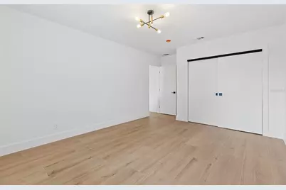 1563 Eden Isle Boulevard NE, Saint Petersburg, FL 33704 - Photo 39