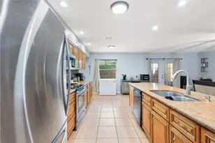 10951 Peppertree Ln, Port Richey, FL 34668 - Photo 21