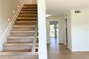 9205 Tudor Dr, Tampa, FL 33615 - Photo 7