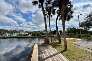 9205 Tudor Dr, Tampa, FL 33615 - Photo 43