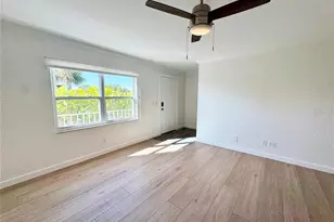 9205 Tudor Dr, Tampa, FL 33615 - Photo 5