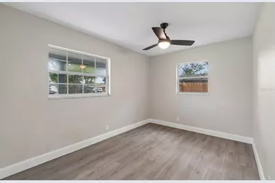 6532 S West Shore Circle, Tampa, FL 33616 - Photo 13
