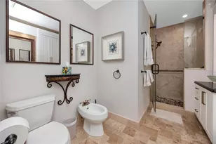 920 N Shore Dr NE, Saint Petersburg, FL 33701 - Photo 27