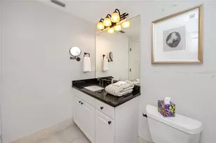 920 N Shore Dr NE, Saint Petersburg, FL 33701 - Photo 33