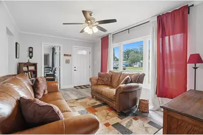 2050 75th Street N, Saint Petersburg, FL 33710 - Photo 5