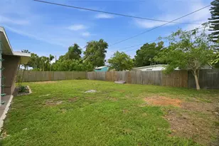 2050 75th St N, Saint Petersburg, FL 33710 - Photo 25