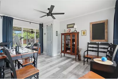 2050 75th Street N, Saint Petersburg, FL 33710 - Photo 15