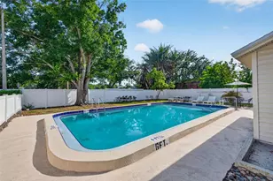 4000 3rd St N, Saint Petersburg, FL 33703 - Photo 17