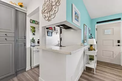4000 3rd Street N #304, Saint Petersburg, FL 33703 - Photo 5