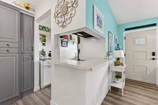 4000 3rd St N, Saint Petersburg, FL 33703 - Photo 5