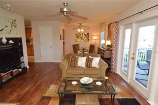 3889 Pompano Dr SE, Saint Petersburg, FL 33705 - Photo 15