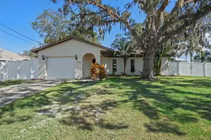 5525 Applegate Dr, Spring Hill, FL 34606 - Photo 1