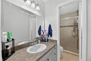 703 Isleton Dr, Brandon, FL 33511 - Photo 43