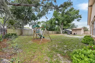 703 Isleton Dr, Brandon, FL 33511 - Photo 61