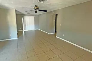 4514 Cynthia Ln, Spring Hill, FL 34606 - Photo 5