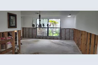12570 4th Street E, Treasure Island, FL 33706 - Photo 5