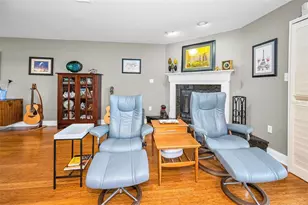 12208 2nd St E, Saint Petersburg, FL 33706 - Photo 11