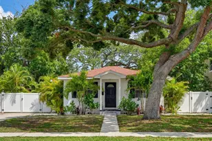 824 59th Ave NE, Saint Petersburg, FL 33703 - Photo 7