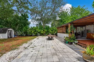 824 59th Ave NE, Saint Petersburg, FL 33703 - Photo 41