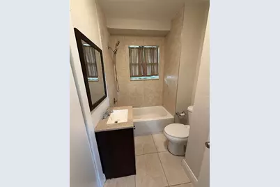 919 W Plymouth Street, Tampa, FL 33603 - Photo 9