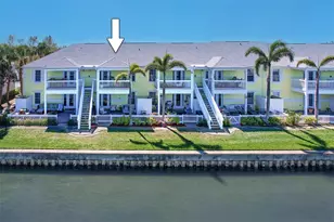 225 Pompano Dr SE, Saint Petersburg, FL 33705 - Photo 13