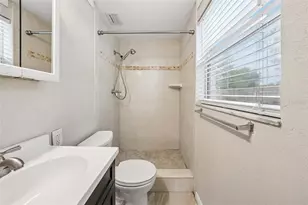 1603 Fox Run Dr, Tarpon Springs, FL 34689 - Photo 27
