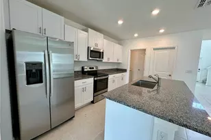 11131 Radiant Shore Loop, San Antonio, FL 33576 - Photo 9