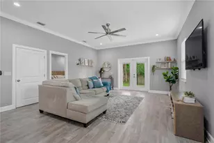 2524 Lake Ellen Ln, Tampa, FL 33618 - Photo 11