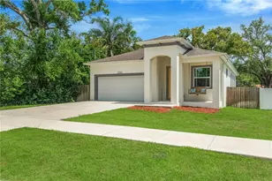 2524 Lake Ellen Ln, Tampa, FL 33618 - Photo 21
