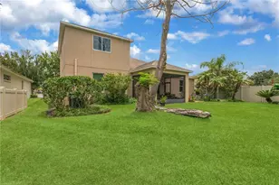 10859 Breaking Rocks Dr, Tampa, FL 33647 - Photo 23